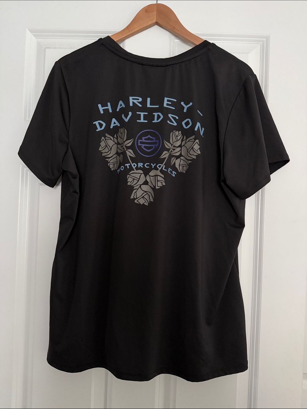 Harley-Davidson Women’s Performance Tee Black with Blue and Gray Floral Logo 1W